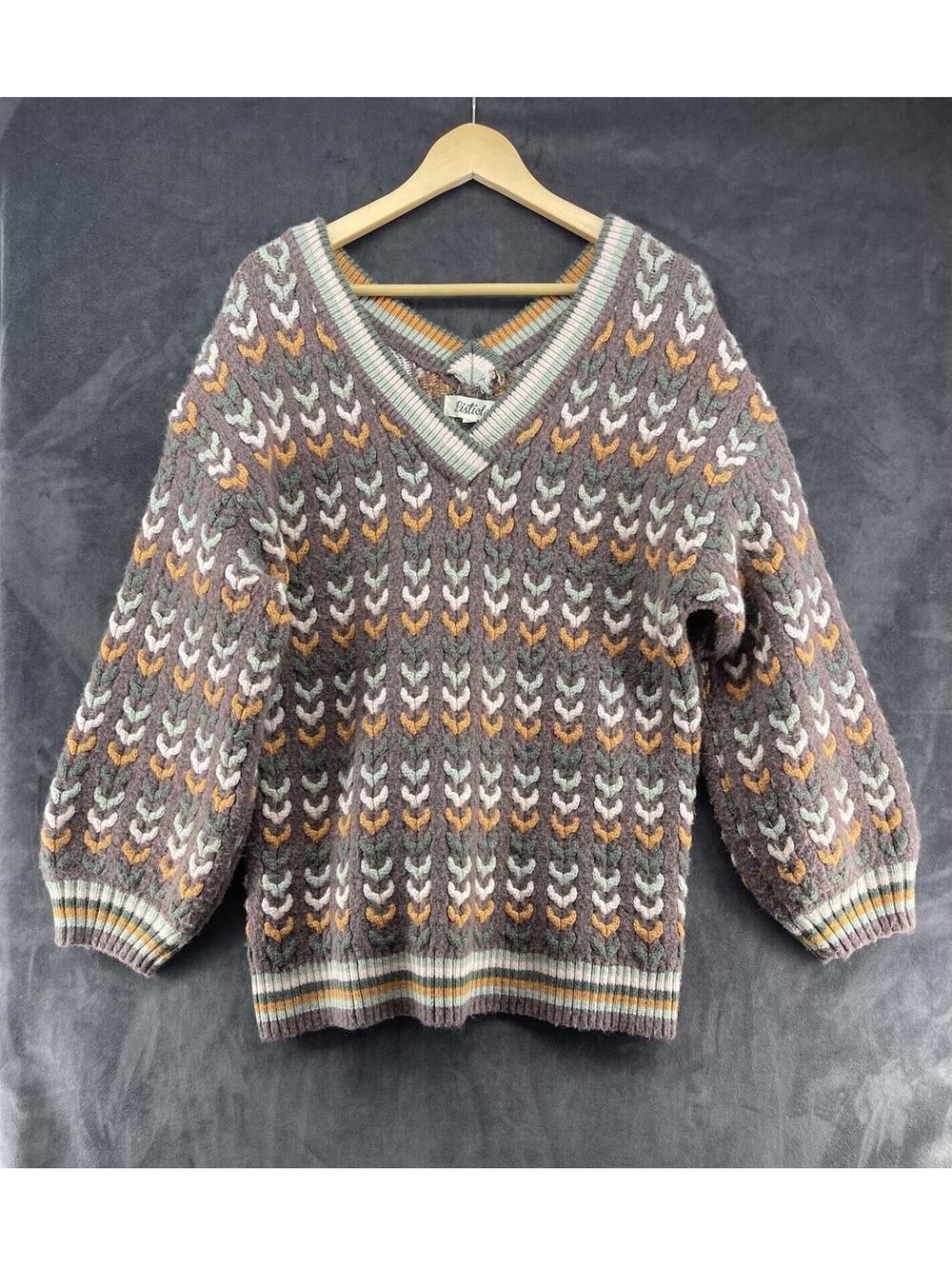 Women’s Listicle Knit Sweater Medium V Neck Oversized Boho Chunky Pullover